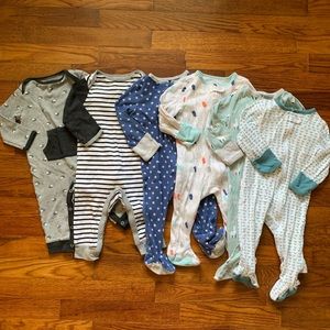 Cloud island lot - rompers and pajamas